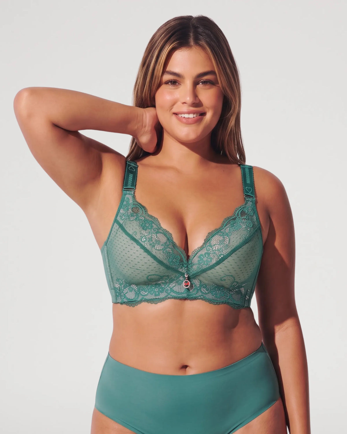 Plus Size Lace Molded Underwire Full Coverage Bra