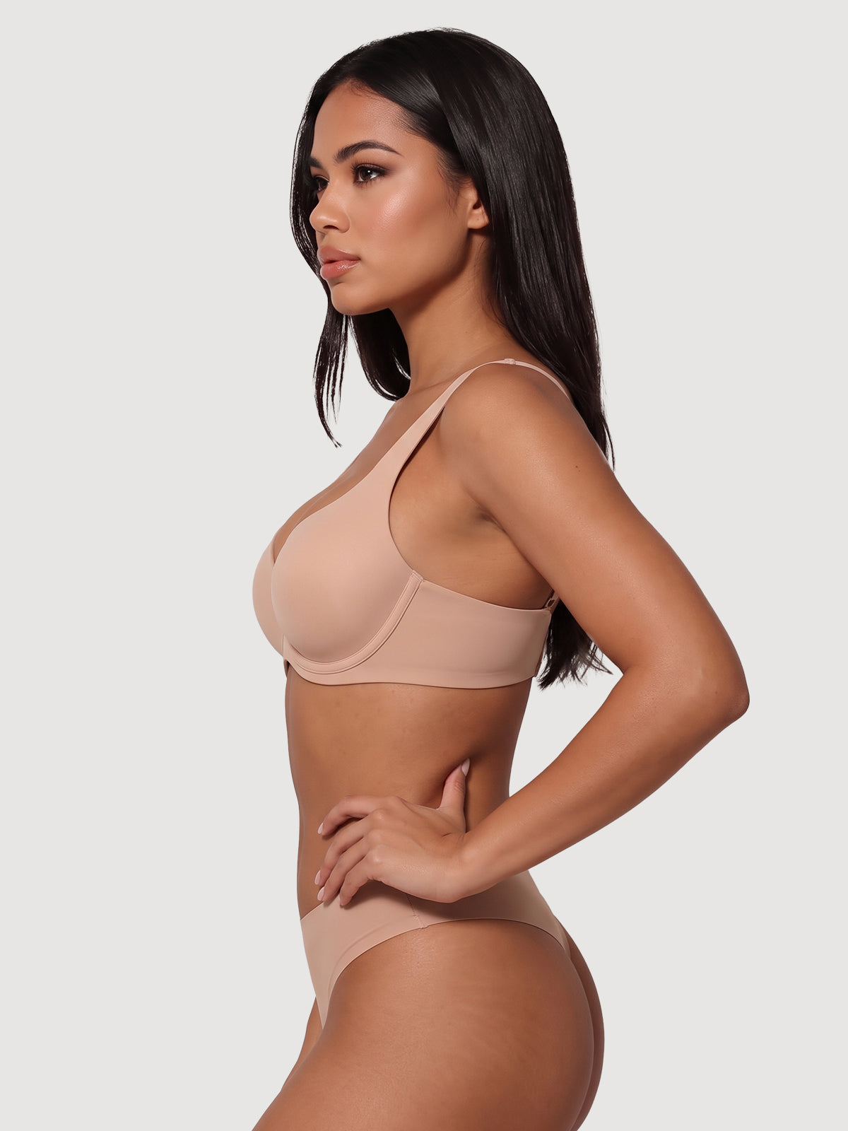 Soutien-gorge balconnet sans couture et sans doublure à armatures