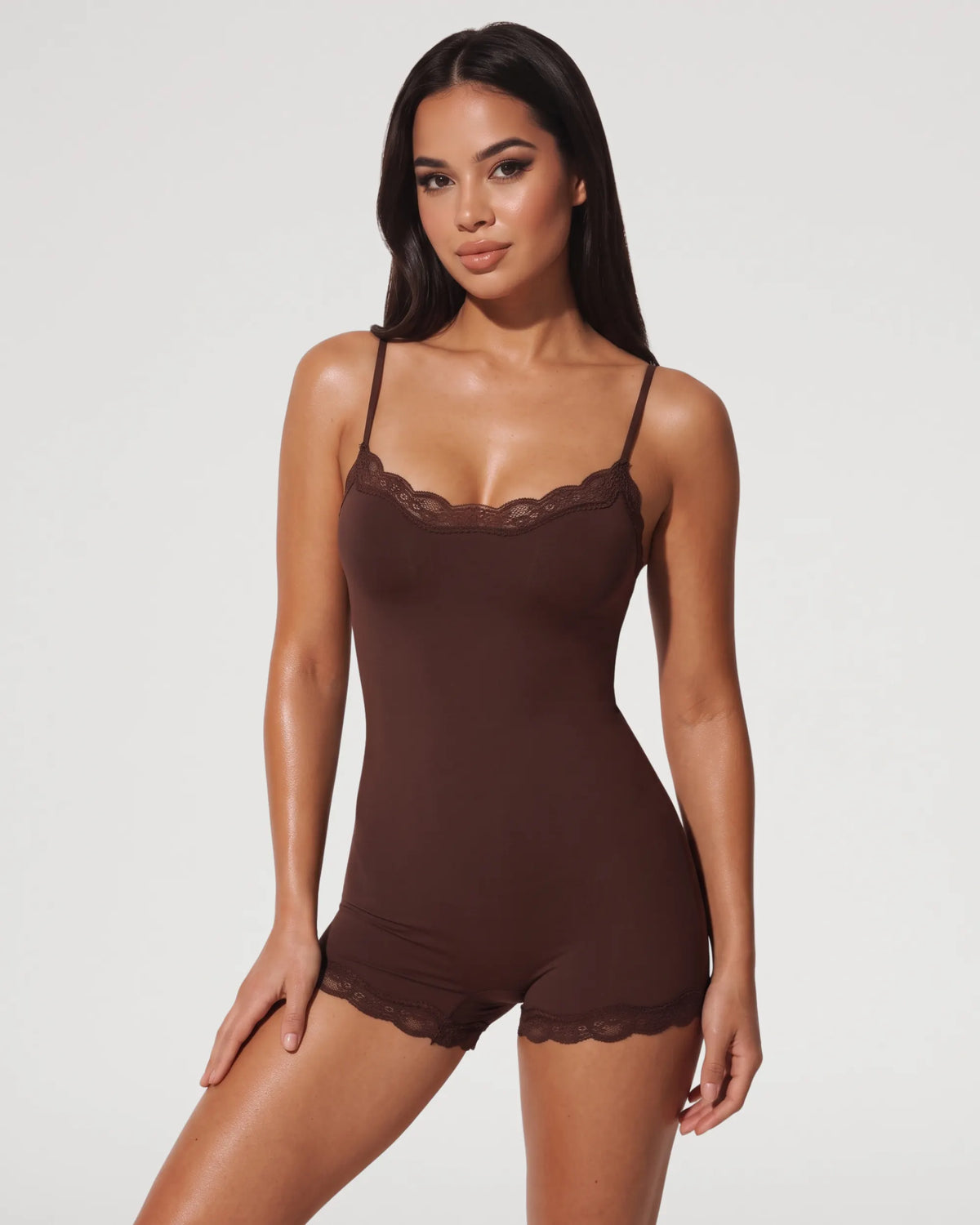 Nude Seamless Lace-Trim Cami Shaping Bodysuit
