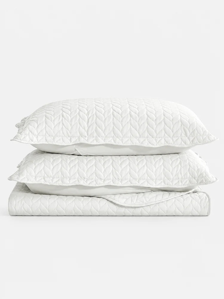 Lightweight Quilted Coverlet Bedspread Set