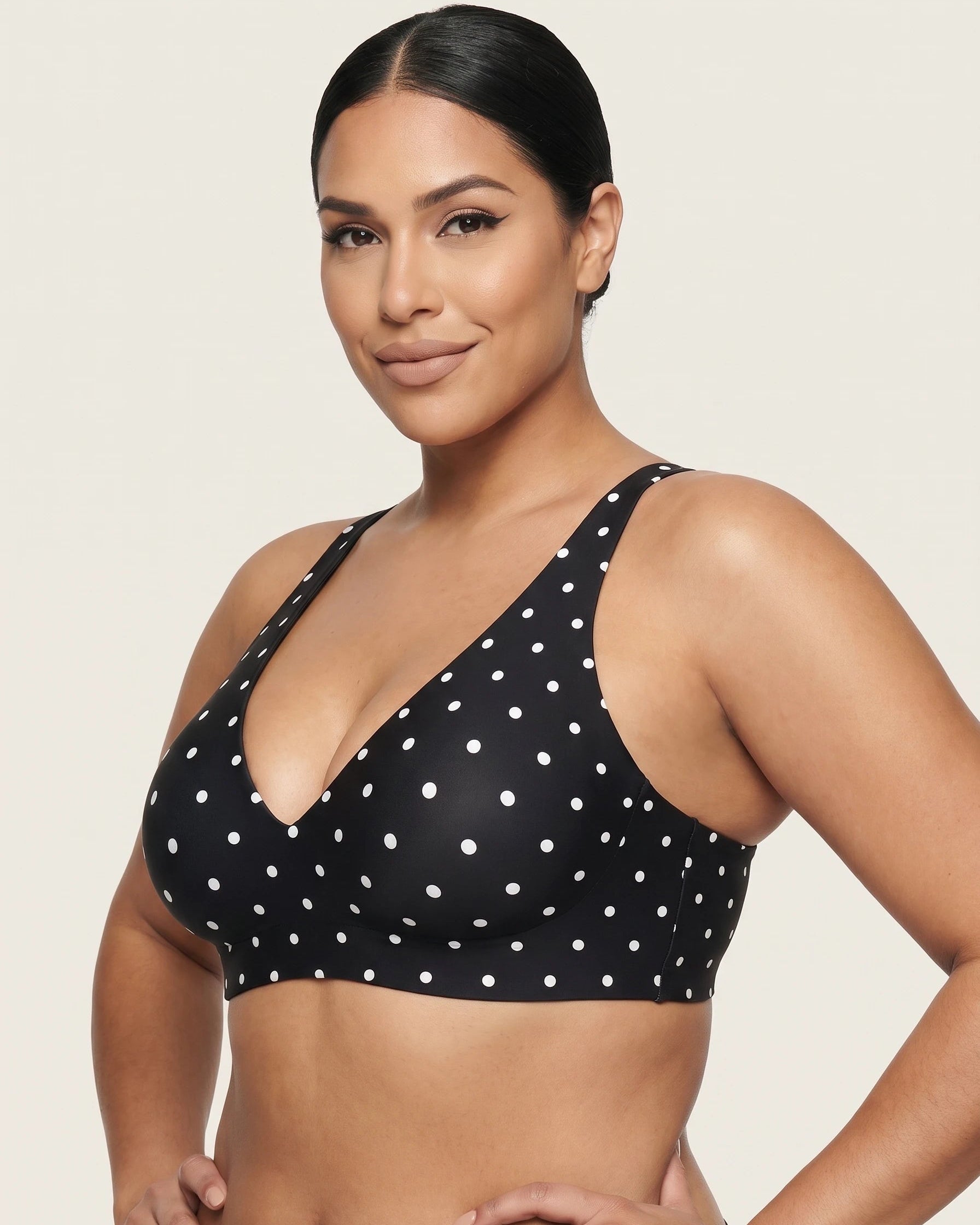 Soutien-gorge sans couture plongeant push-up sans armature en gel
