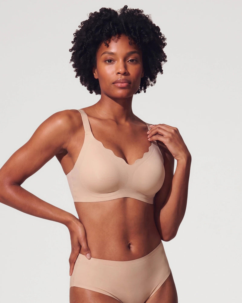 Model-style fit view of the Scalloped Push Up Jelly Bra | LilyCurve