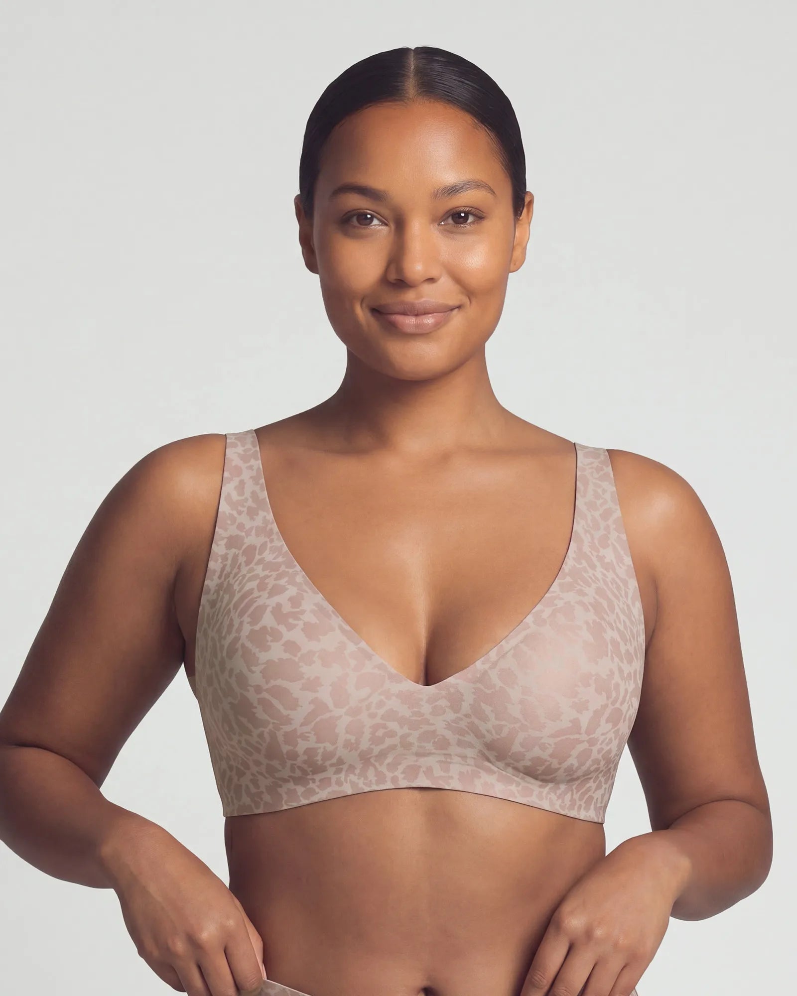 Seamless Wireless Plunge Push-Up Jelly Bra