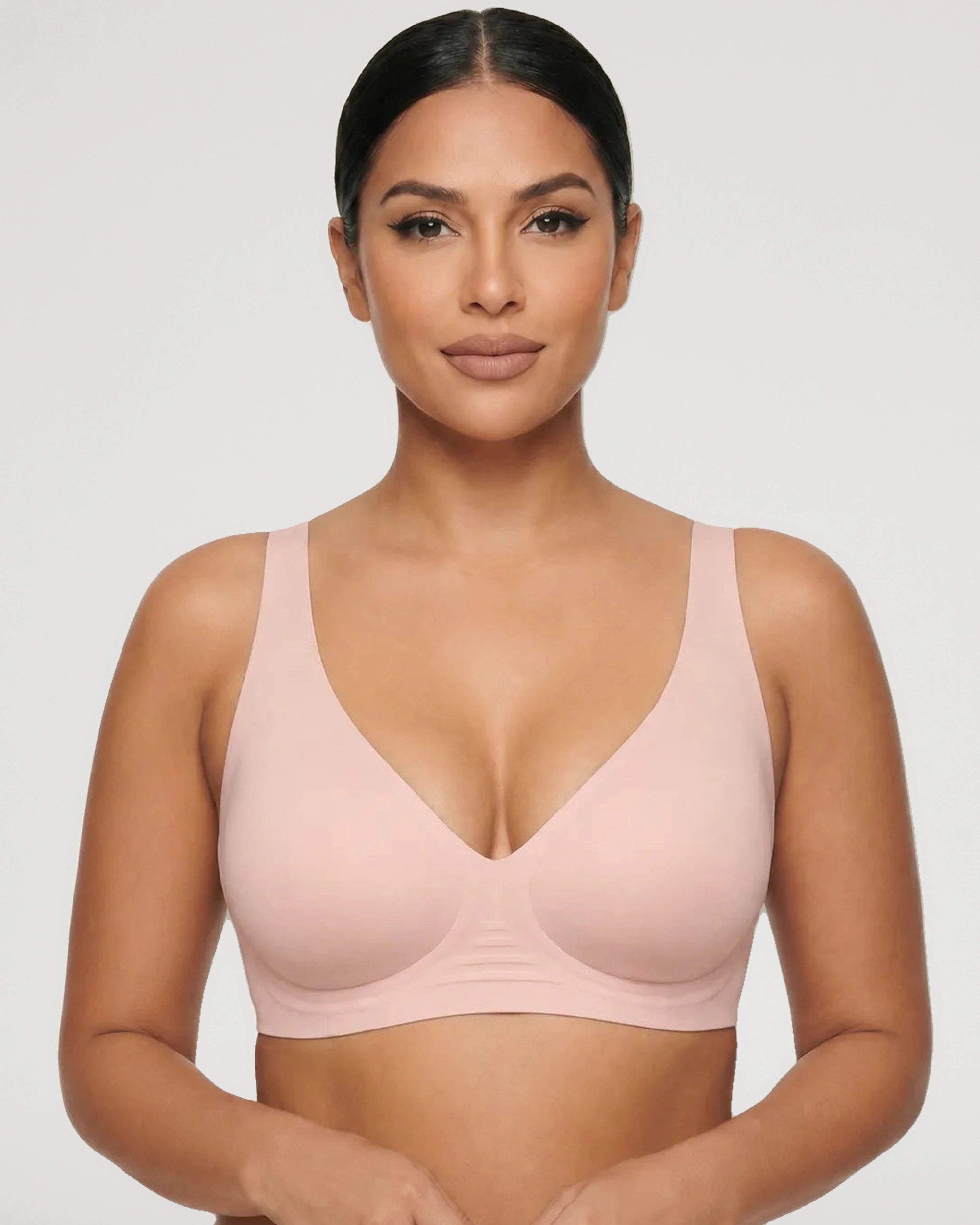 Front fit view of the Seamless Wireless Plunge Push Up Jelly Bra | LilyCurve