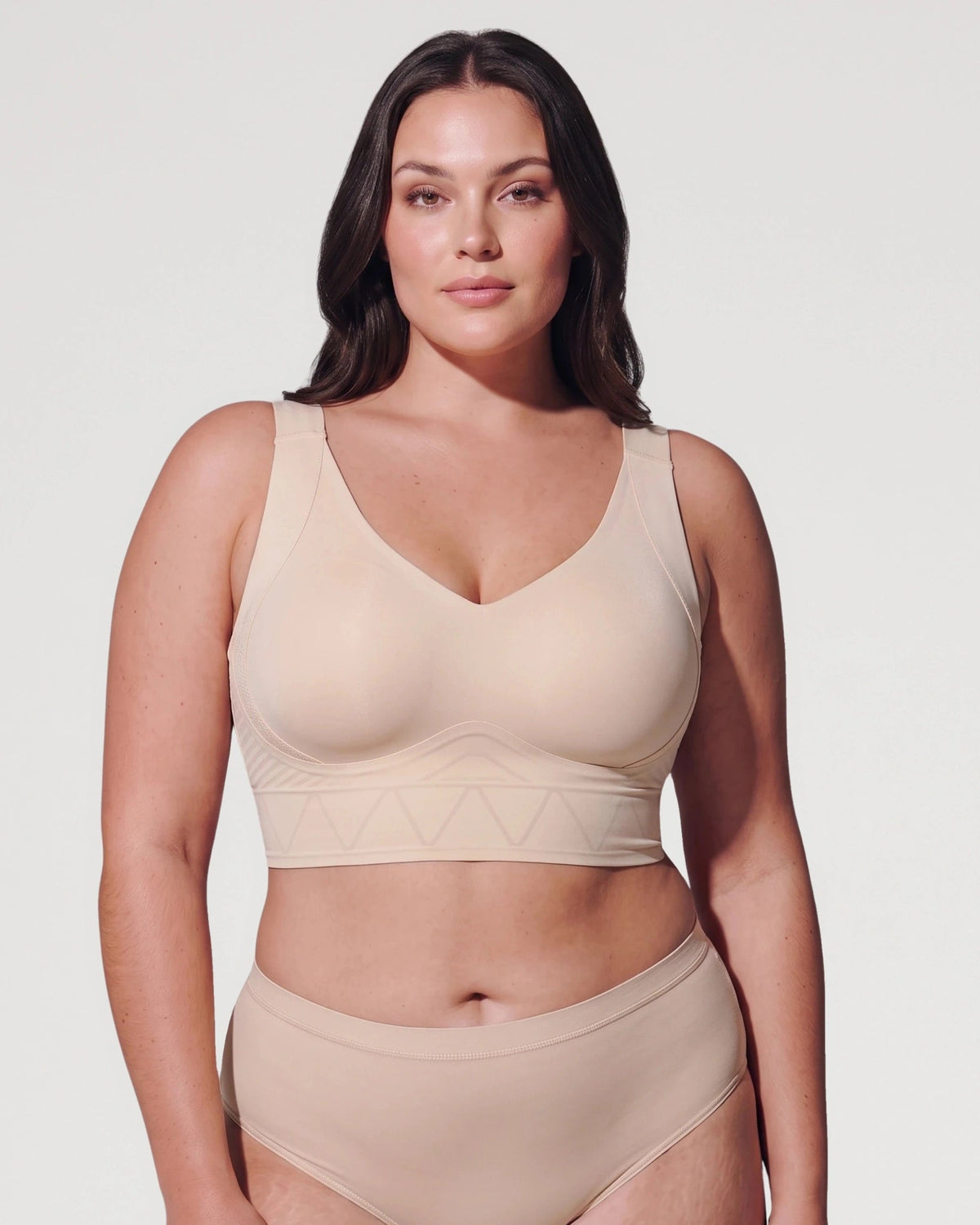 Side profile showing the bra shape | LilyCurve