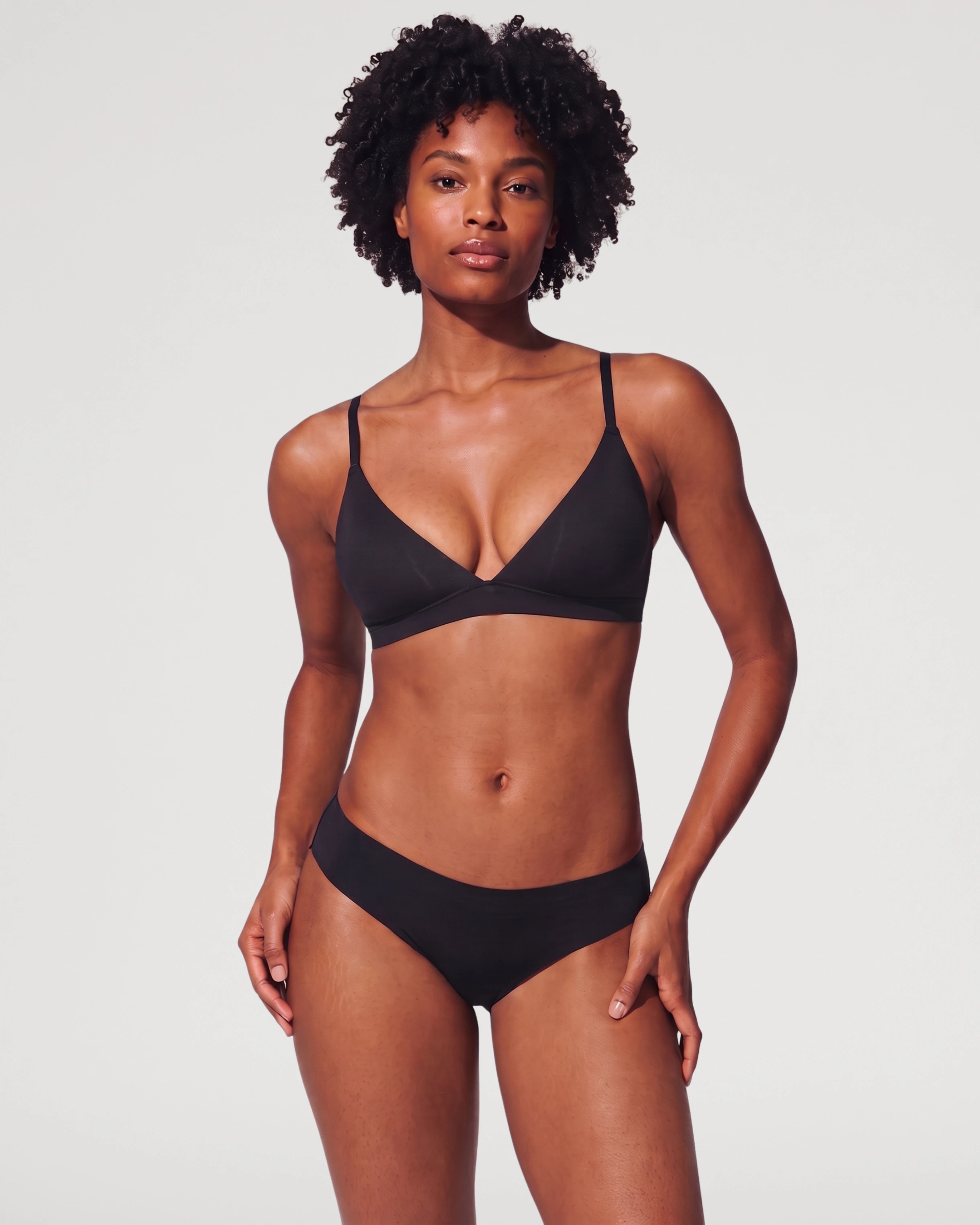 Everyday Wireless Plunge Bralette Unlined Pullover T Shirt Bra
