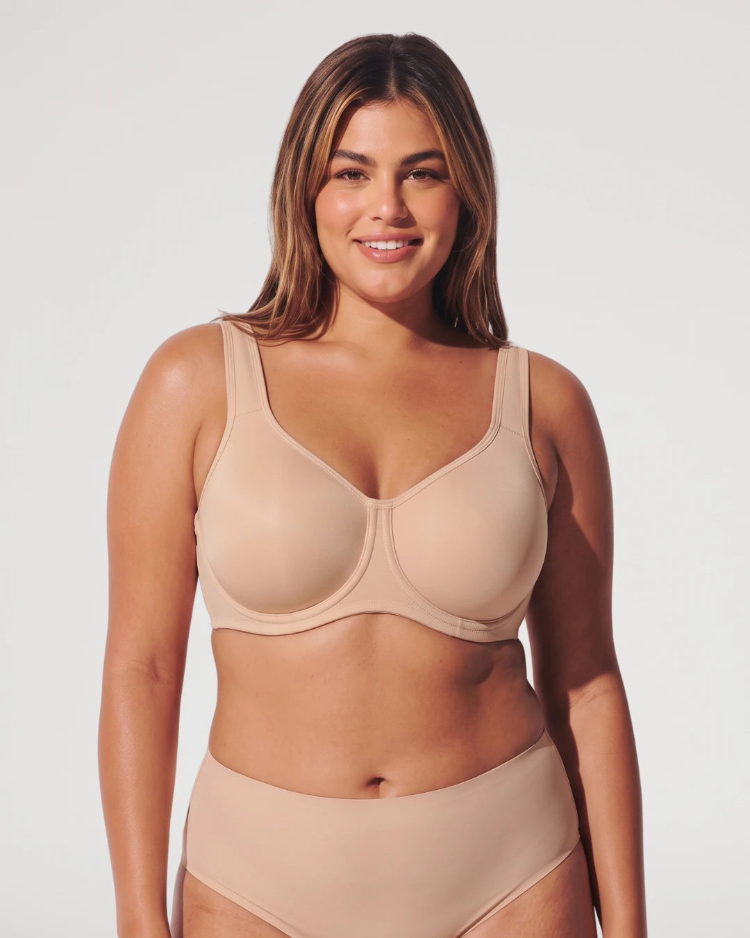 Soutien-gorge sans doublure avec armatures à couvrance totale