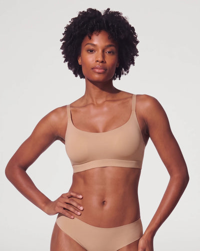Seamless Unlined Scoop Neck Wireless Bralette