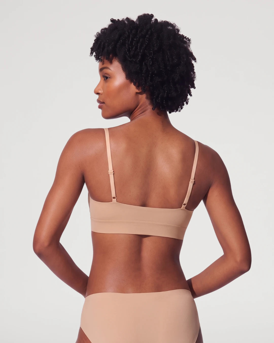 Seamless Unlined Scoop Neck Wireless Bralette