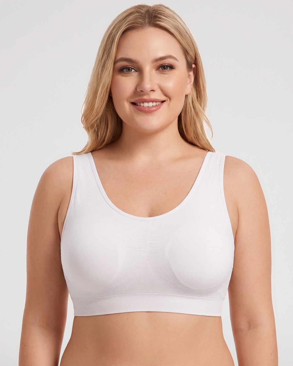 Back view with smooth everyday support | LilyCurve