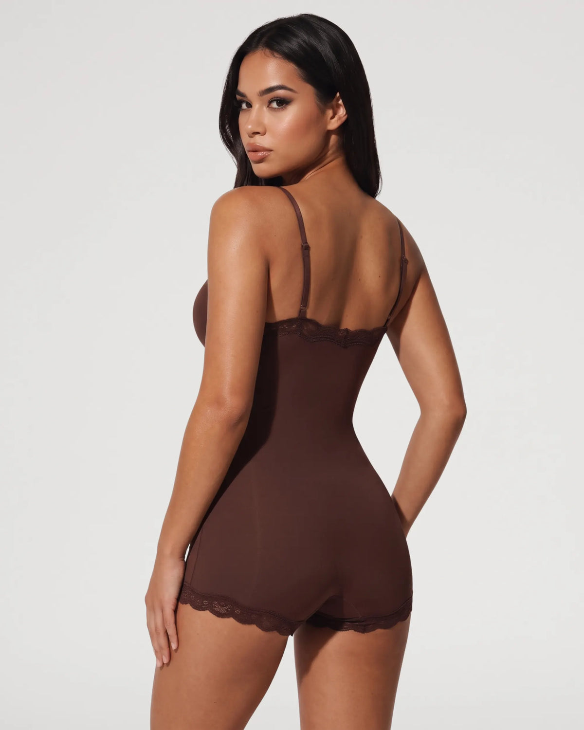 Nude Seamless Lace-Trim Cami Shaping Bodysuit
