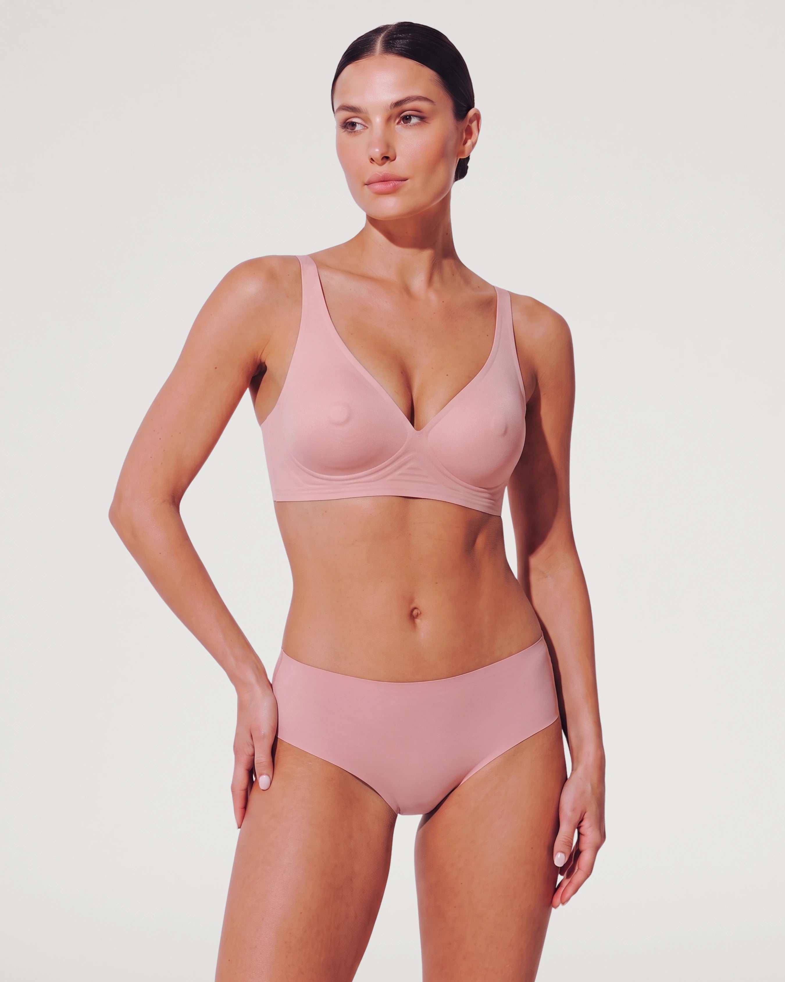 Soutien-gorge Push-Up sans armatures en gel avec détails tétons galbés