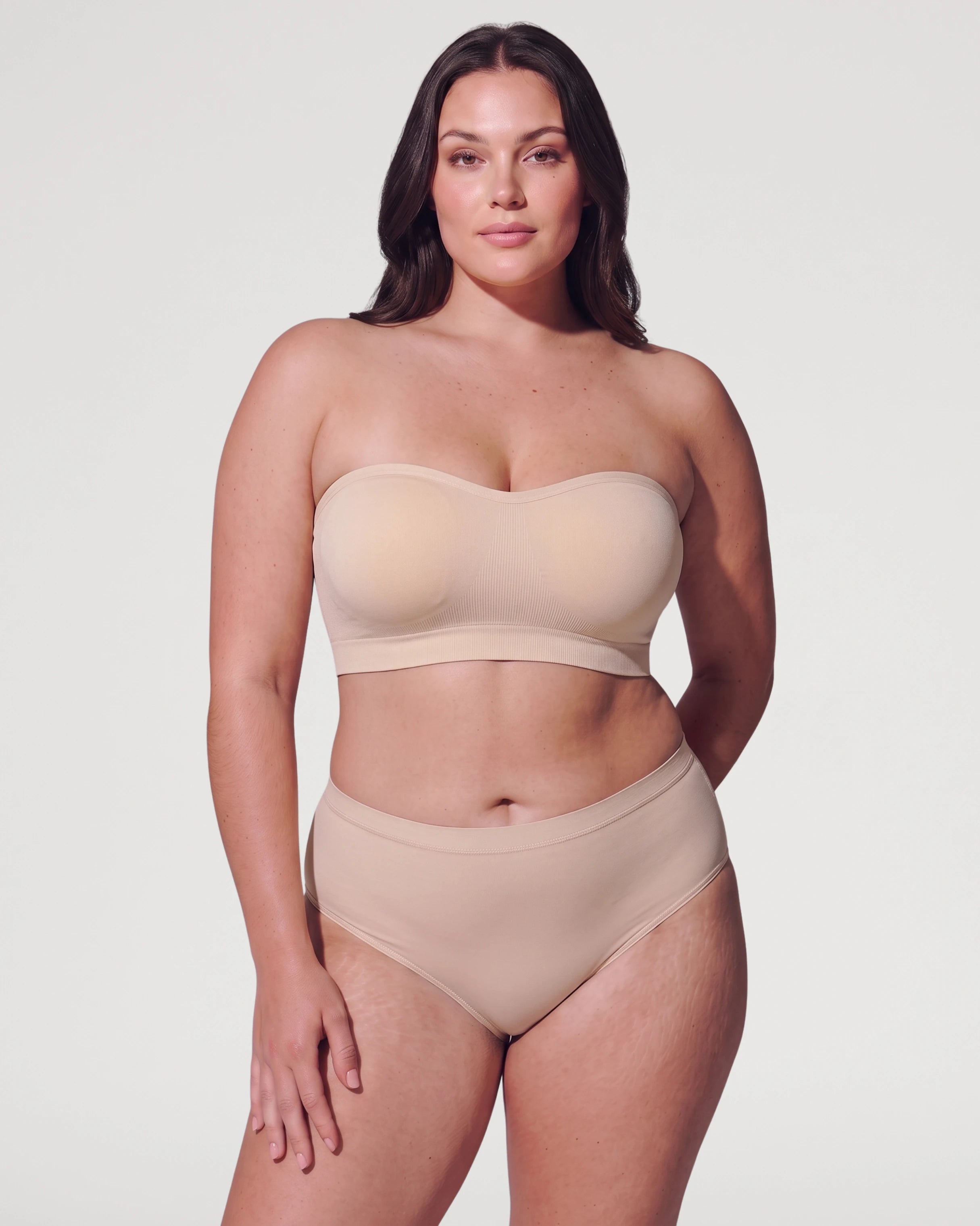 Sujetador bandeau sin tirantes sin costuras