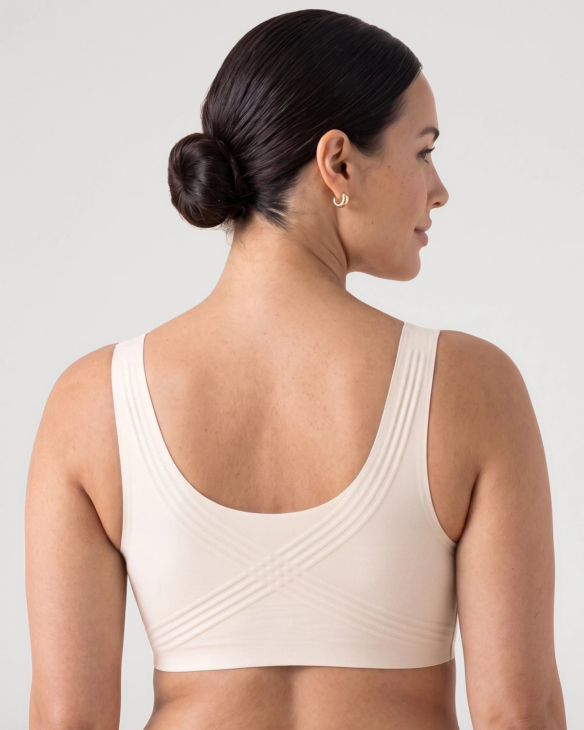 Side profile showing the bra shape | LilyCurve