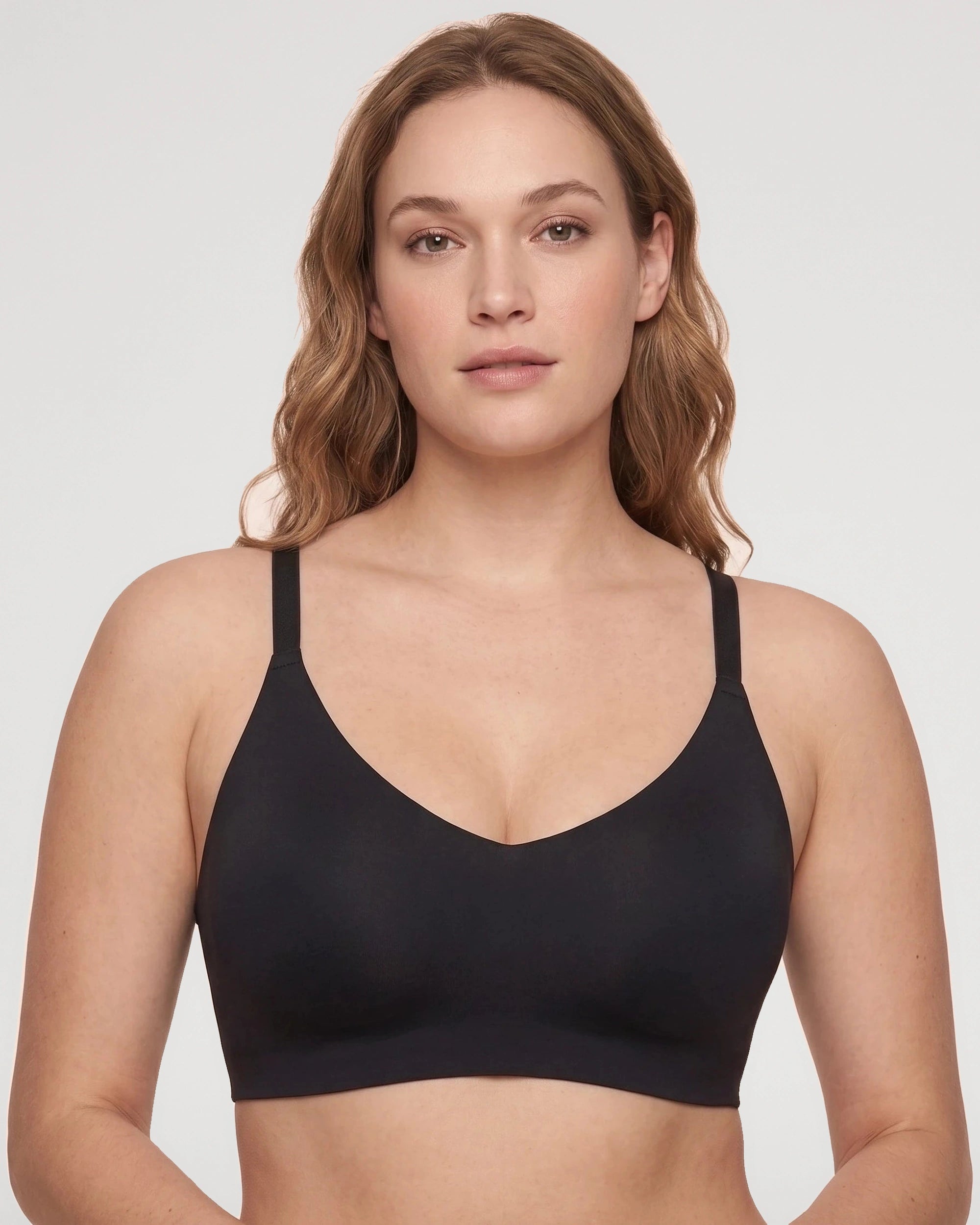 Close-up detail of the Lace Jelly Deep V Racerback Bralette design | LilyCurve