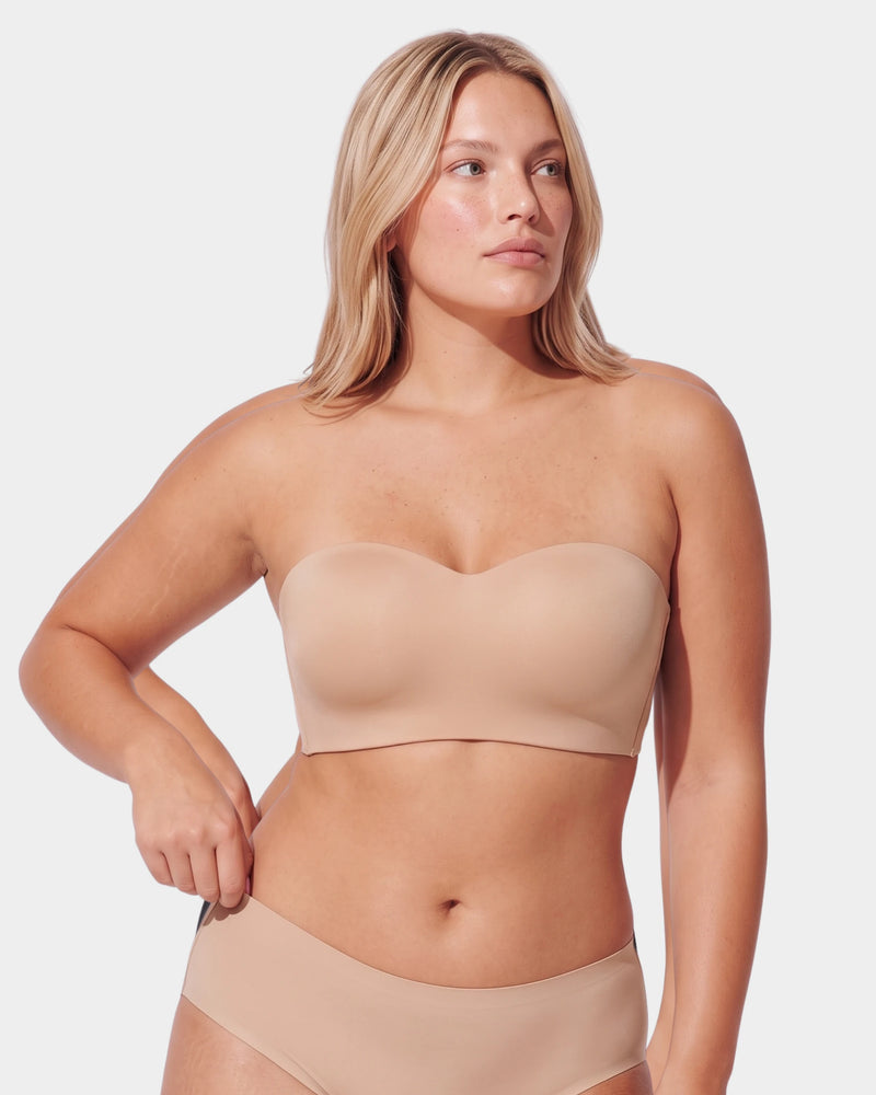 Molded Underwire Strapless Bandeau Bra