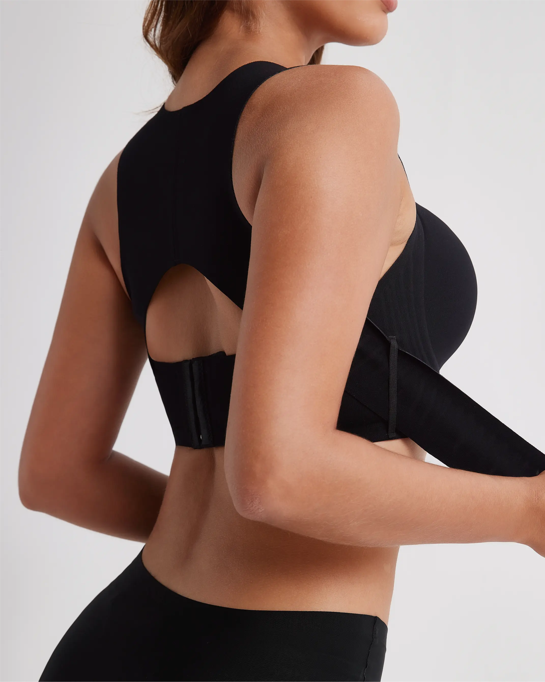 Seamless Front-Closure Wireless Posture Bra