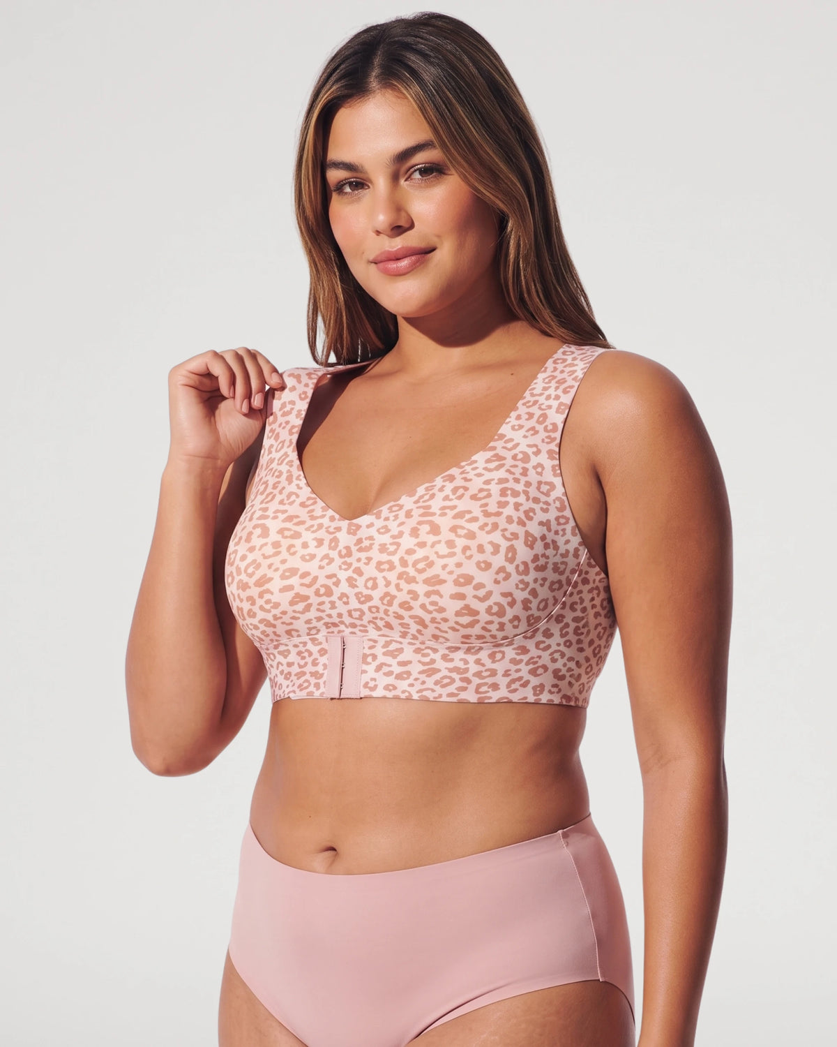 Seamless Front-Closure Wireless Posture Bra