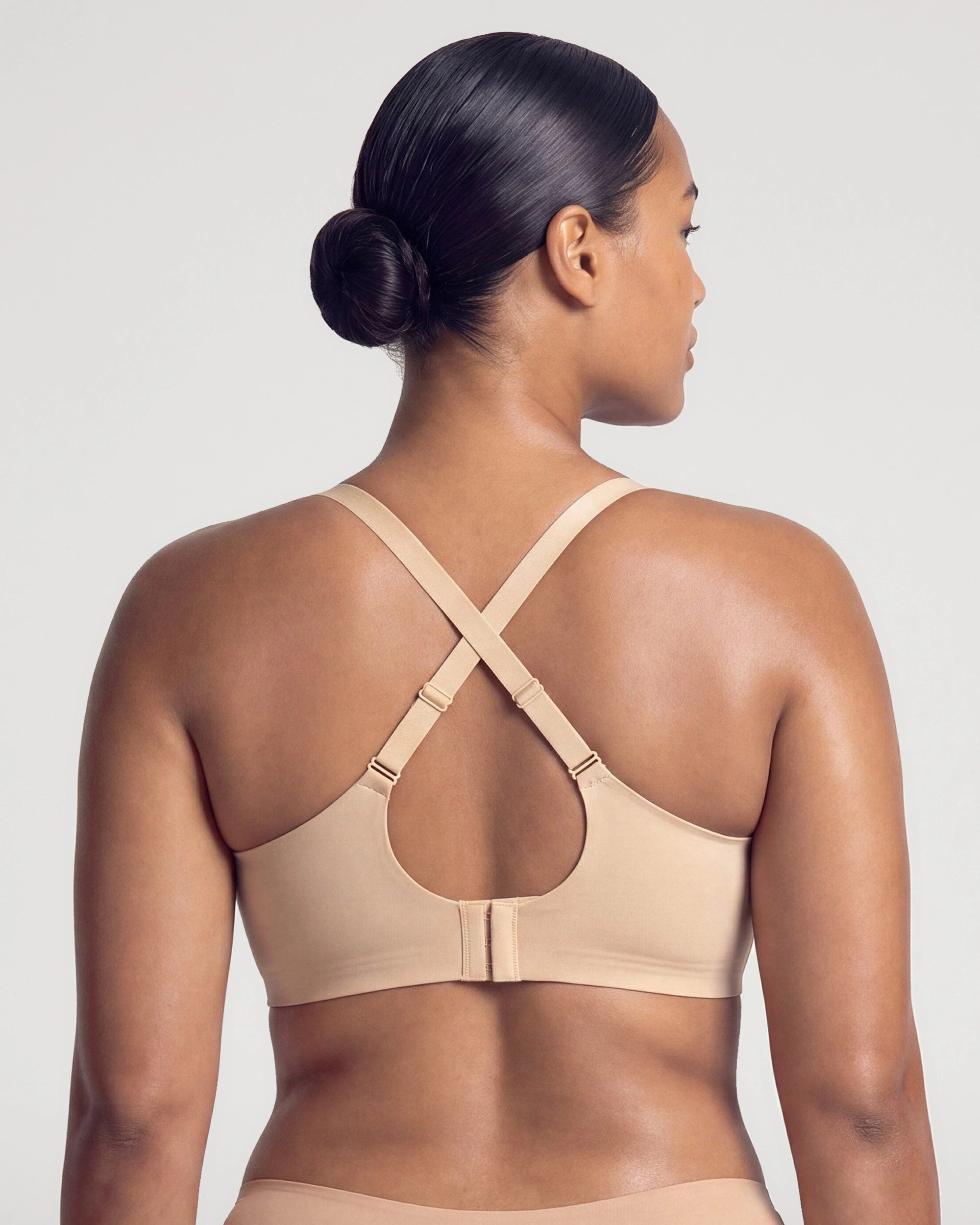 Side profile showing the plunge bra shape | LilyCurve