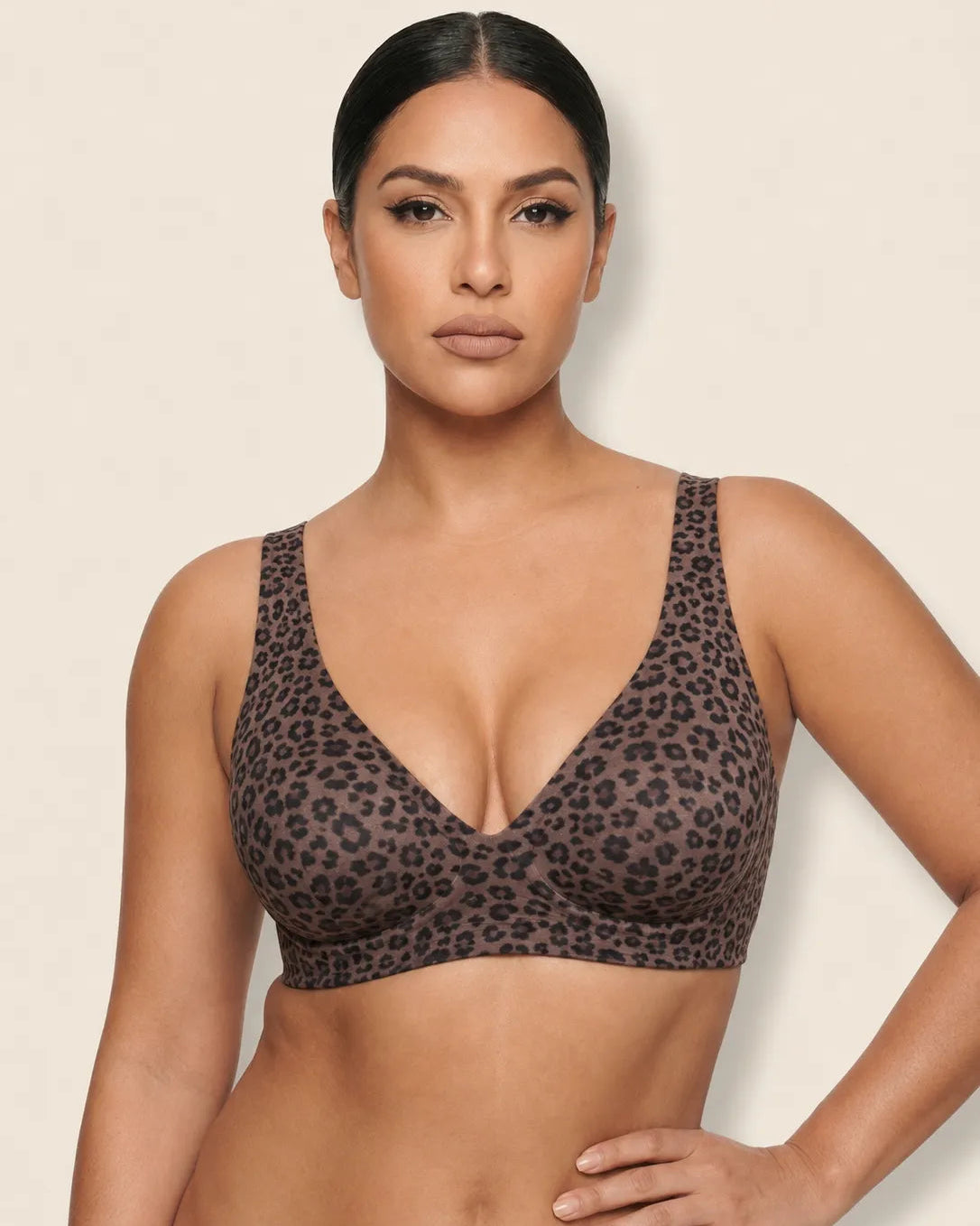 Soutien-gorge sans couture plongeant push-up sans armature en gel