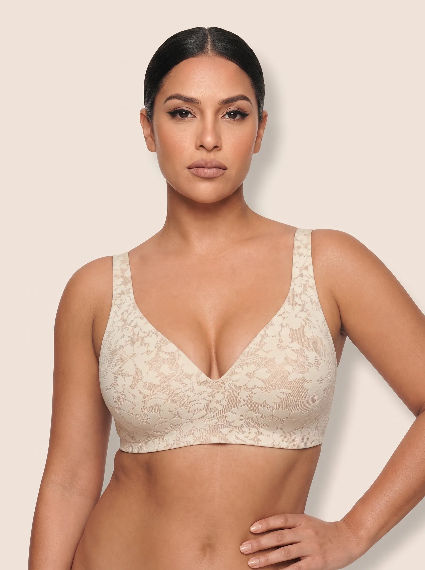 Soutien-gorge sans couture plongeant push-up sans armature en gel