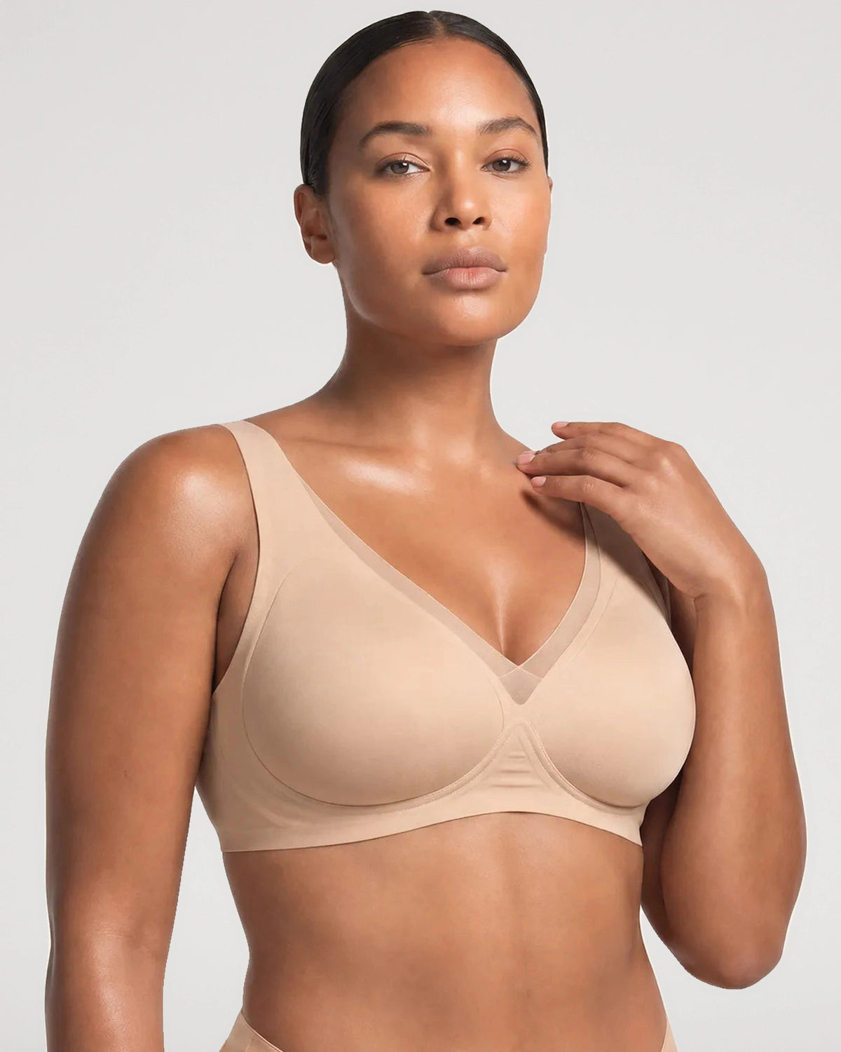 Studio fit image for the Plunge Mesh Wireless Jelly Seamless Push Up Bra | LilyCurve
