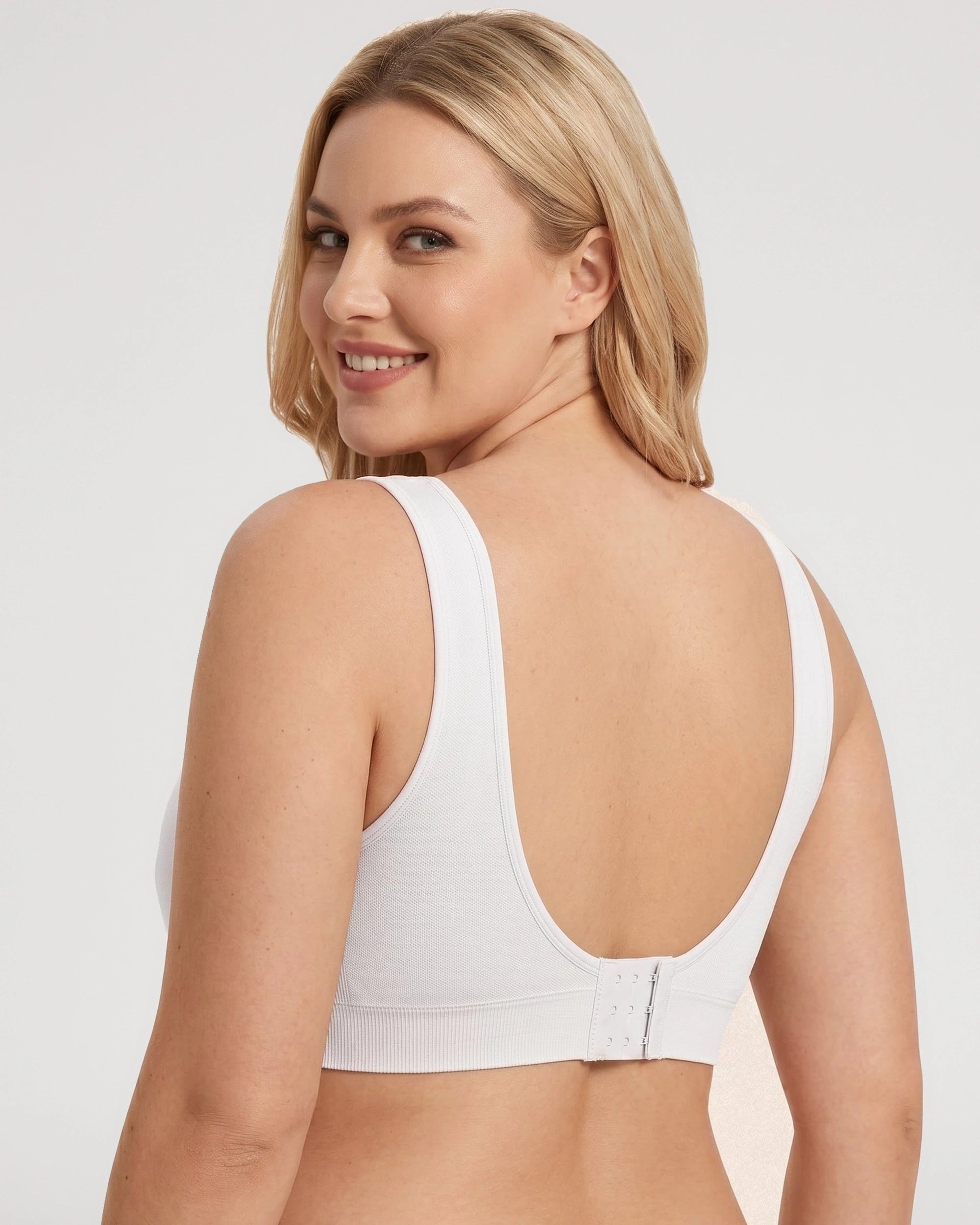 Fabric and finish detail on the Comfort Wireless Full Coverage Push Up U Back Bra | LilyCurve