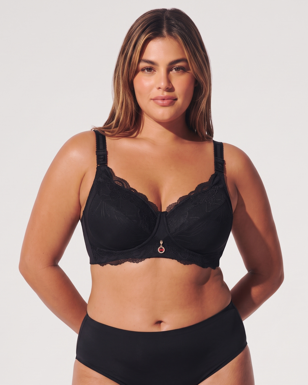 Plus Size Lace Molded Underwire Full Coverage Bra