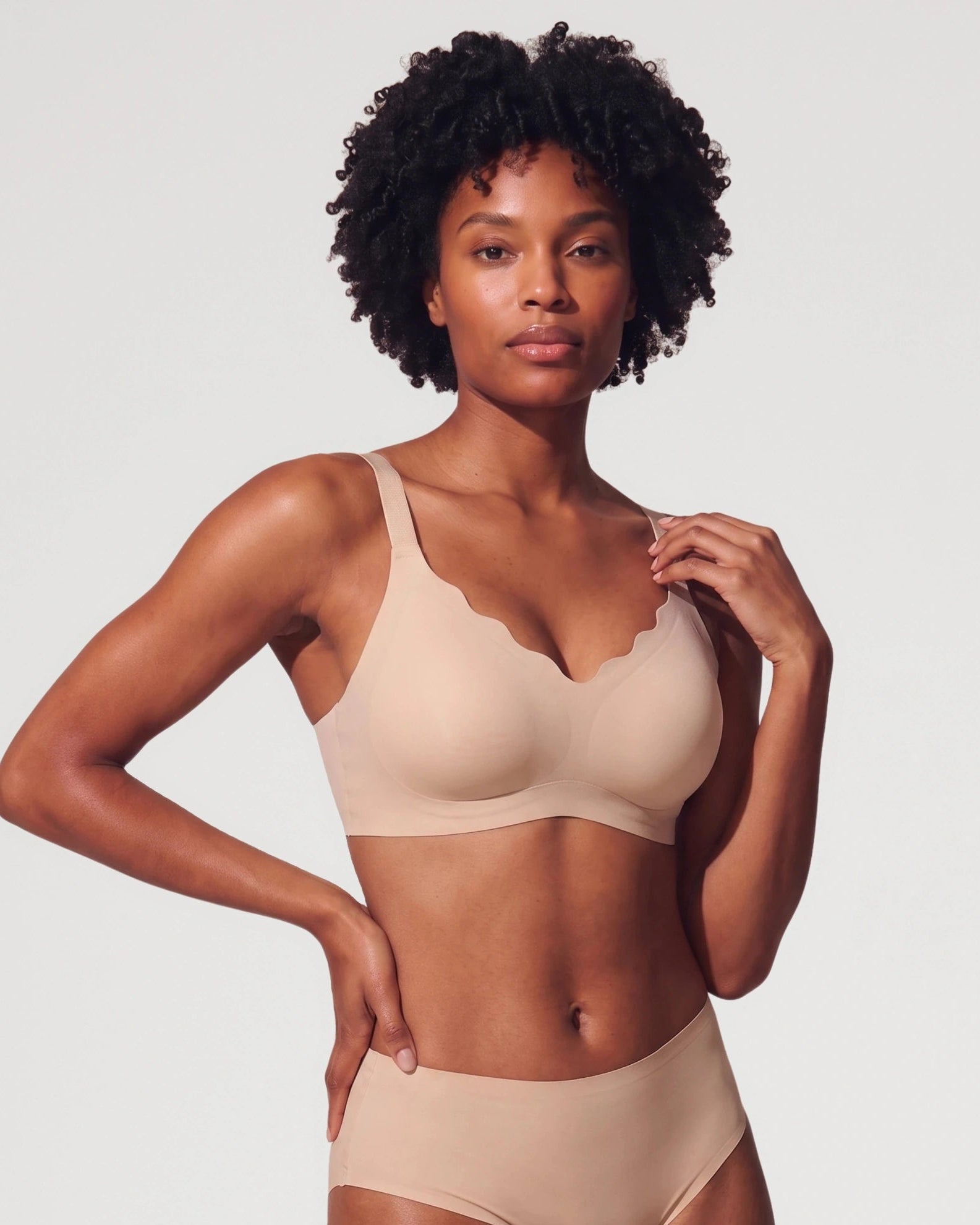 Model-style fit view of the Scalloped Push Up Jelly Bra | LilyCurve
