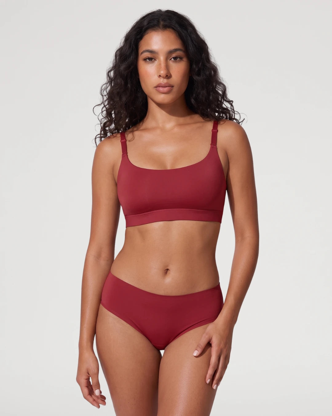 Seamless Unlined Scoop Neck Wireless Bralette