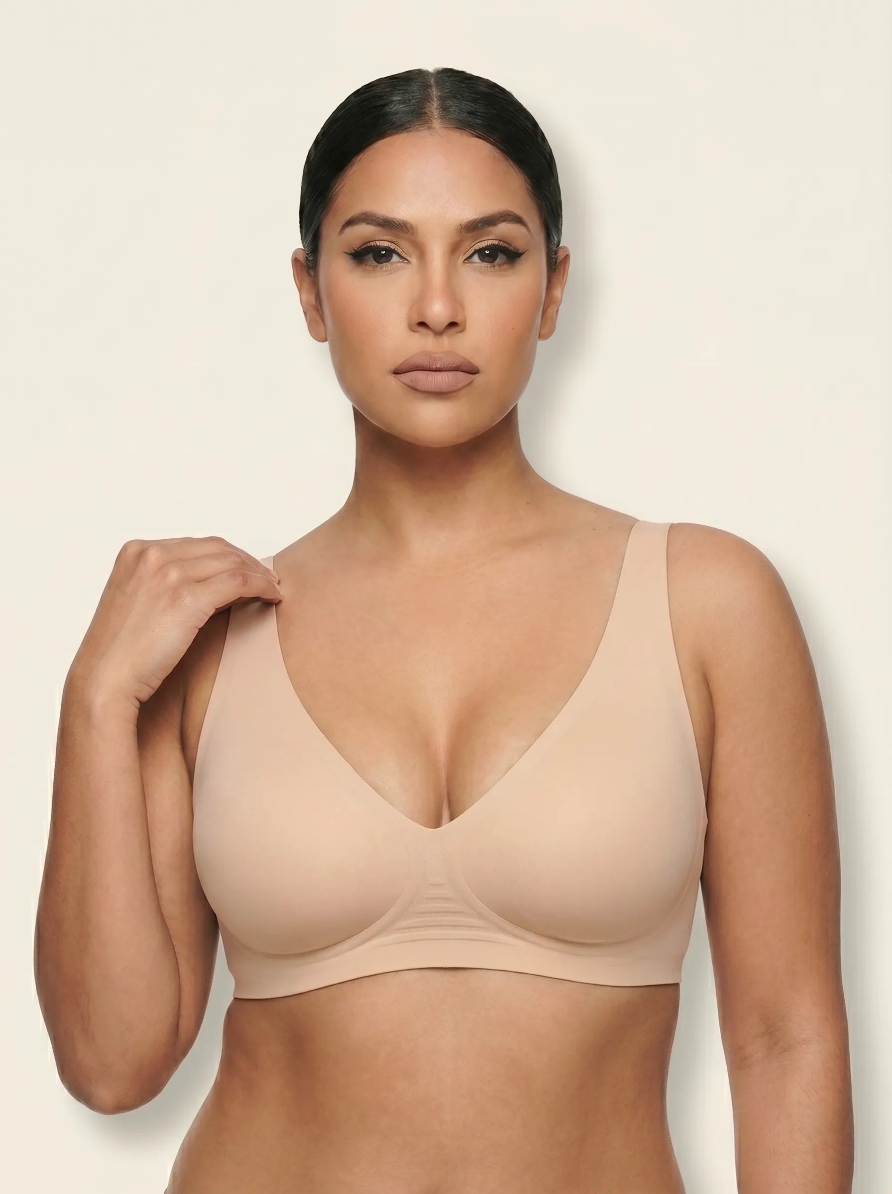 Soutien-gorge sans couture plongeant push-up sans armature en gel
